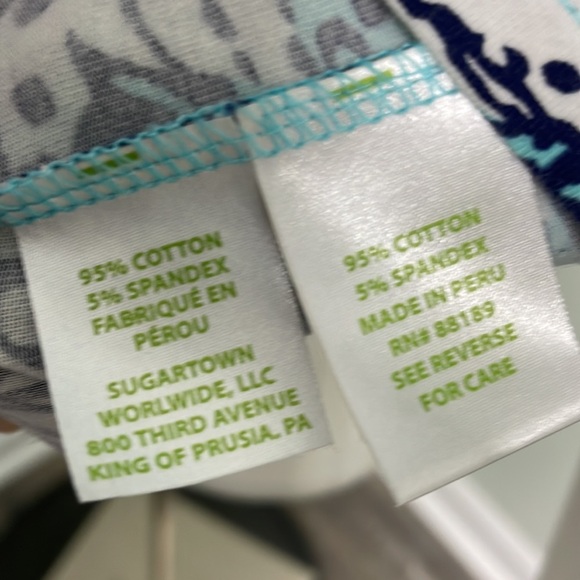 Lilly Pulitzer V-neck Michele Shorely Hippy Shake Print Top - Picture 9 of 10